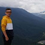 Олег Тихов