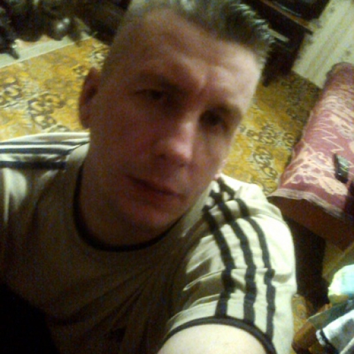 Гена Никонович