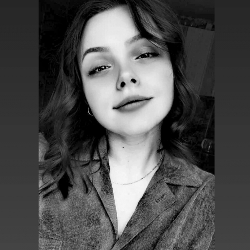 Анна Харитонова
