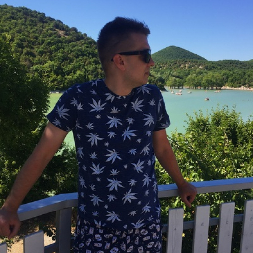 Николай Артюх