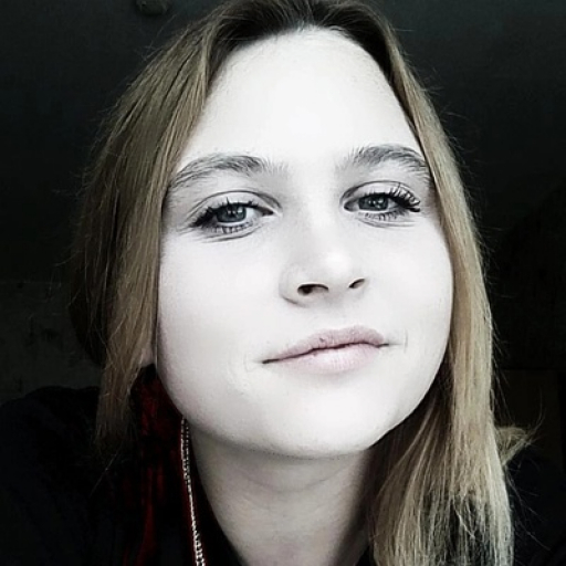 Юля Аничина