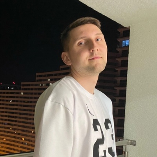 Дмитрий Шустов