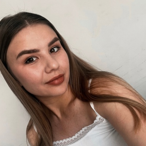 Каролина Новикова