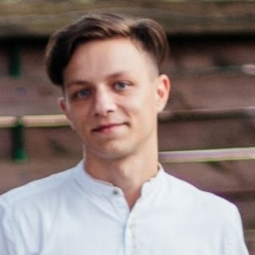 Дмитрий Халява