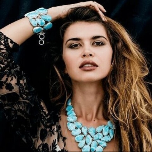 Angelina Jhonson