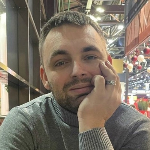 Виталий Кондратенко