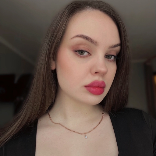 Диана Уксусова