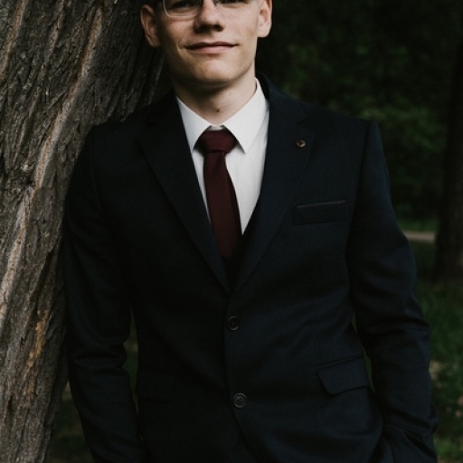 Кирилл Микалуцкий