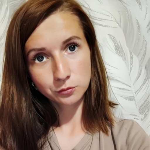 Лена Якшук