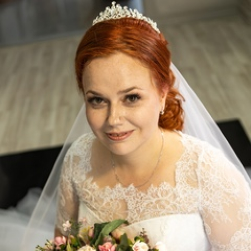 Ксения Елисейкина